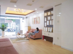 Cho thuê nhà đường Hoa Mai Phú Nhuận 8x16m trệt 3 lầu giá 75 triệu